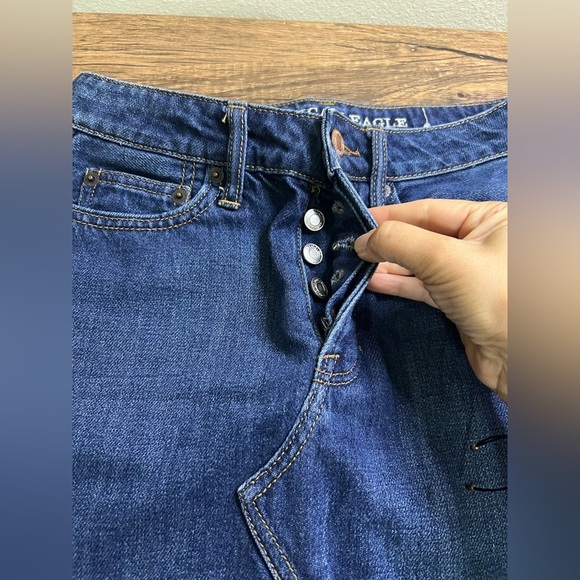 American Eagle Button-Fly Denim Mini Skirt – Size 00
New without tag ✨ - Picture 2 of 4